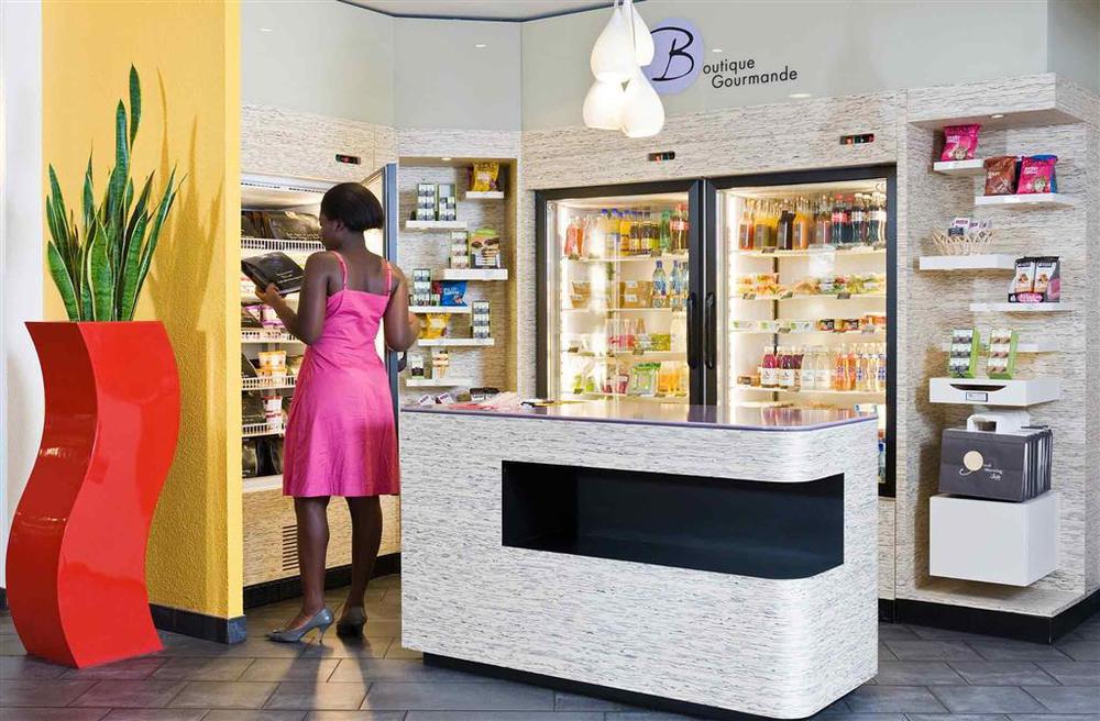B&B Hotel Rueil-Malmaison Gare Restaurante foto